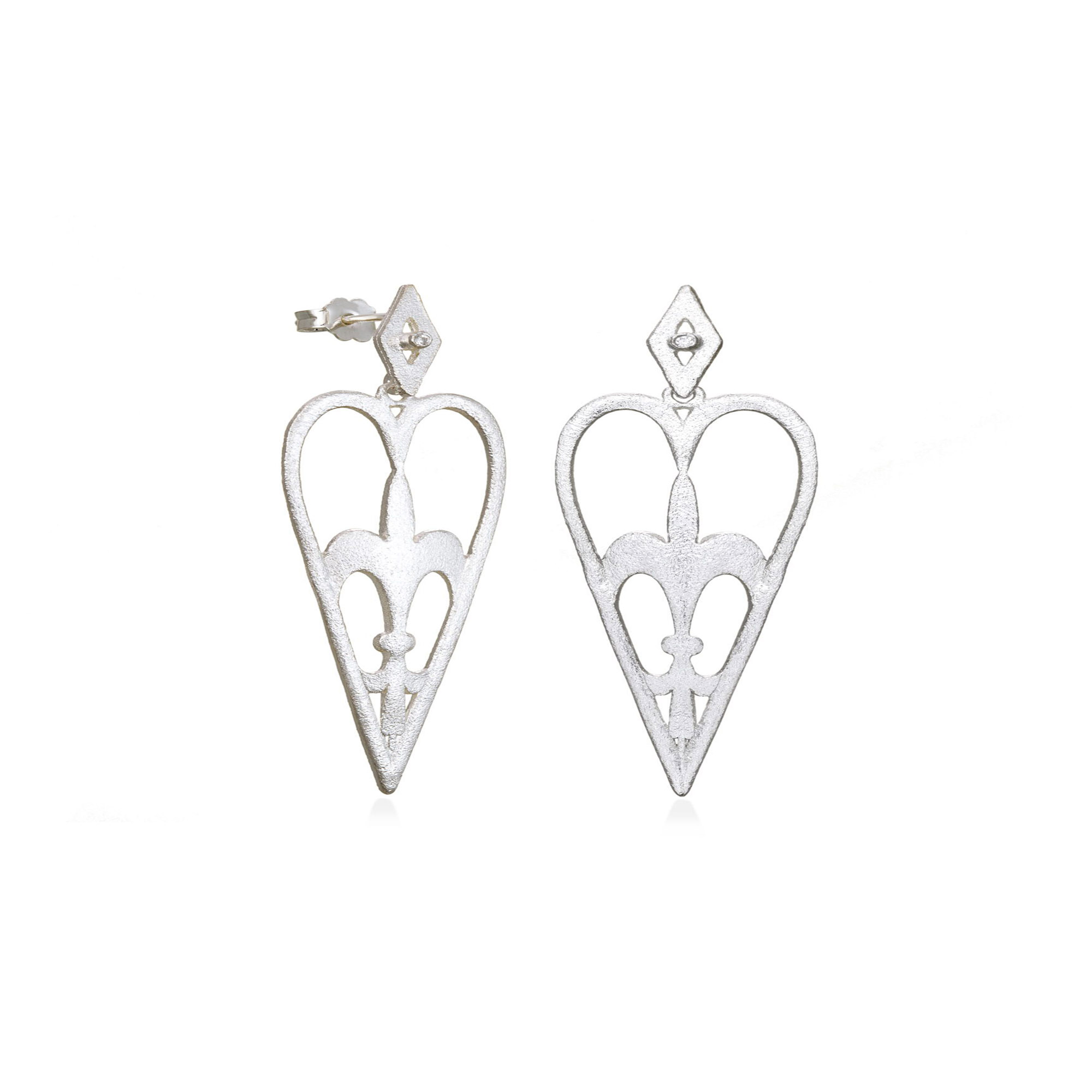 Heartshield – Stud Earrings Large_4 Heartshield – Stud Earrings Mat Large - Image 1
